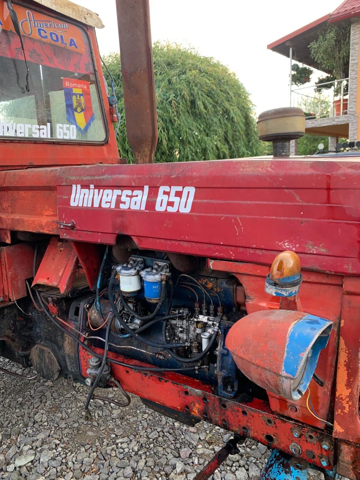 Tractor u 650 in stare foarte bună