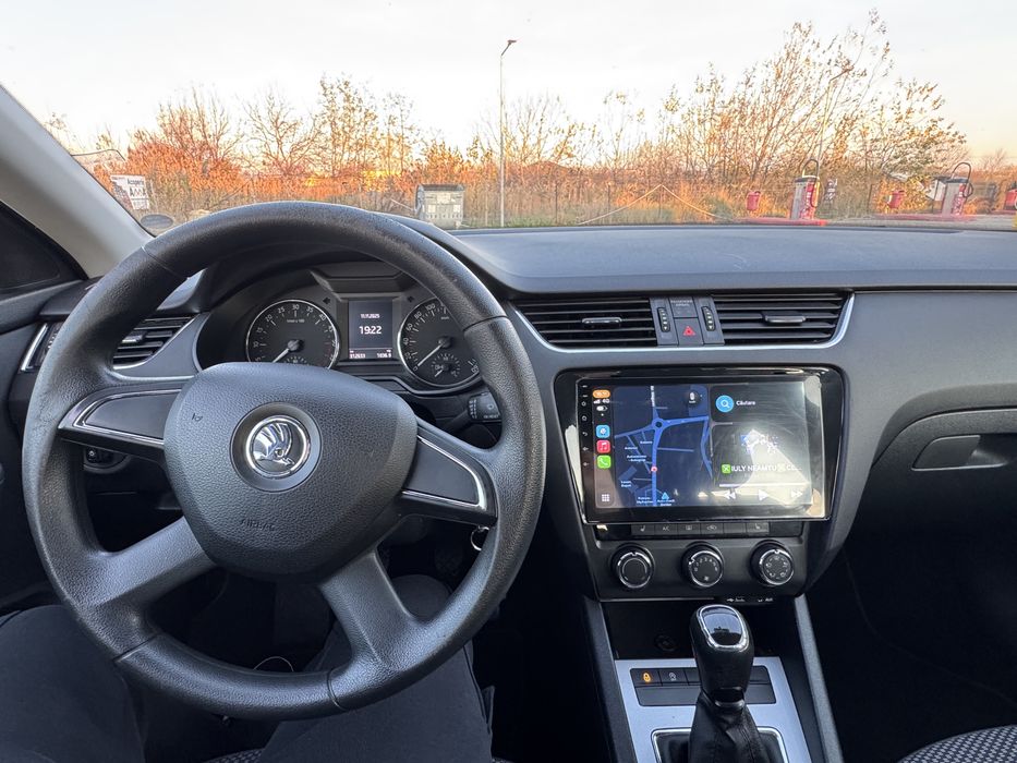 Vand Skoda III, 1.6 TDI 110 cp, impecabilă