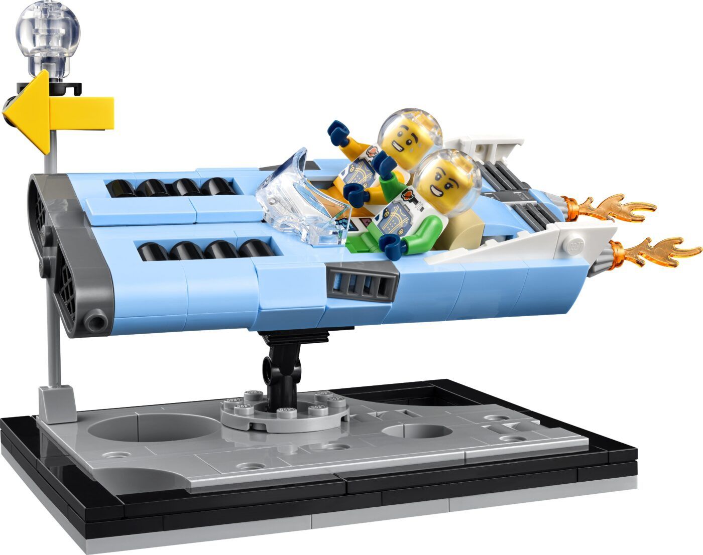 LEGO 40789 Flying Moon Car Lego ideas