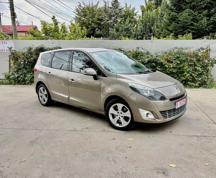 Renault Scenic Grand Scenic 2.0 dci Automatik Luxe,keyless,carlig,Clima,Navigatie