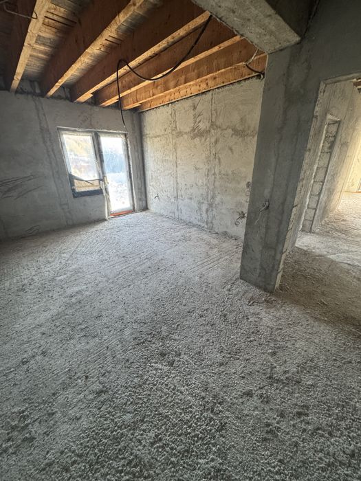 Casa de vanzare in Viforata