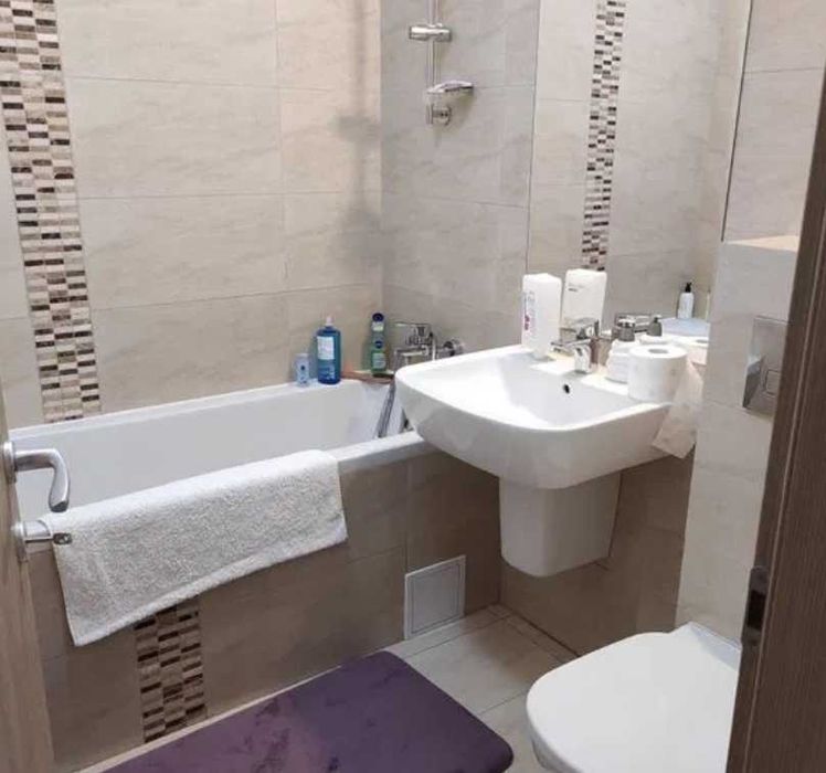 Дава се под наем Четиристаен апартамент в Пловдив, Гагарин - 120 кв.м за 306 € - Снимка #2