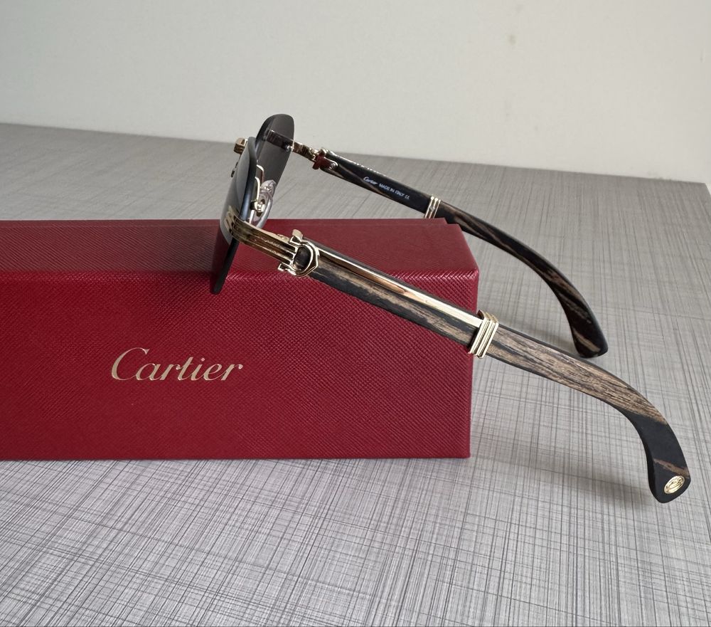 Слънчеви очила Cartier CT0362S 001 Sunglasses Black Horn/Gold Frame