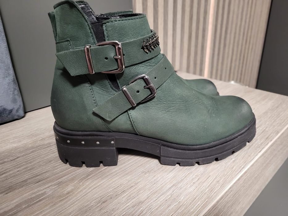 Ghete damă Benvenuti, mărime 38/39 , ca noi