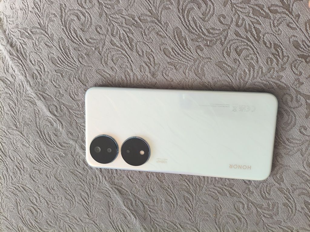 Продам Homor x7b 128/8