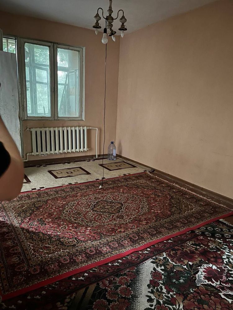 Чилонзорда срочно 3 хонали кв сотилади