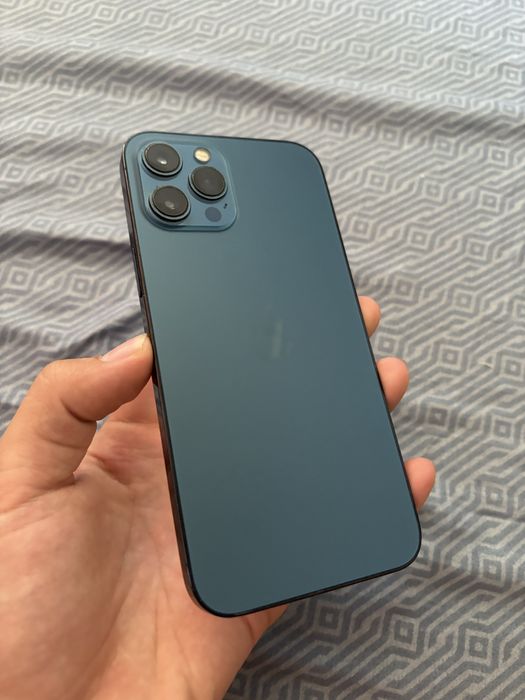 iPhone 12 Pro Max в отличном состоянии