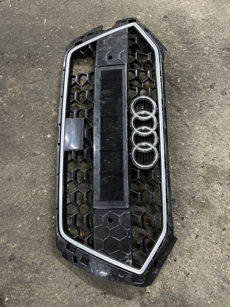 2 броя решетка Audi A1 S-line