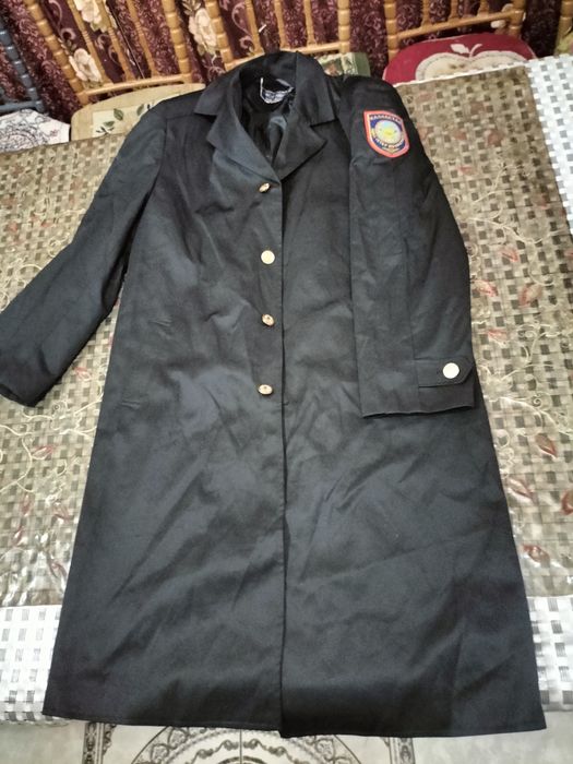 Продам китель кадетский, плащ. МВД форма.