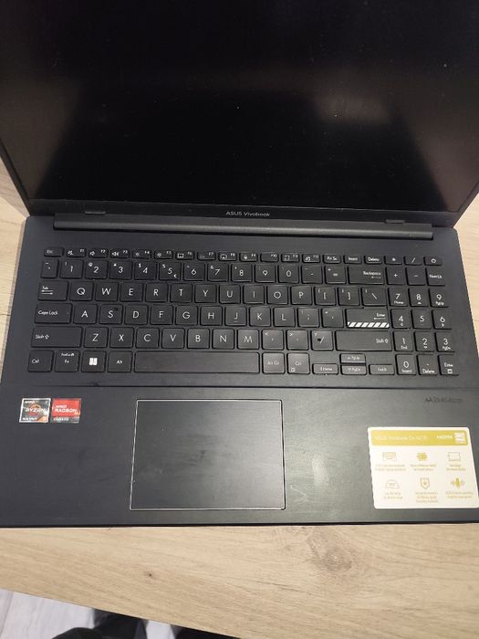 Vand laptop Asus Vivobook Go 15