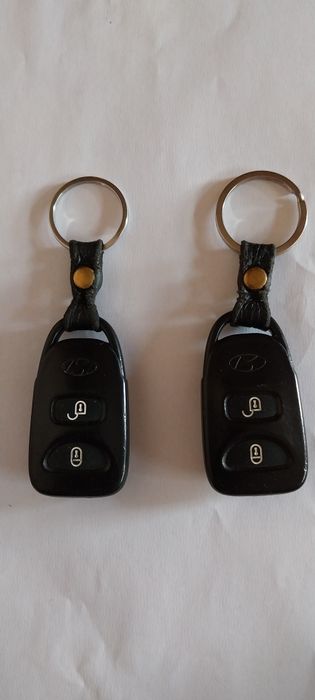 Ключ за хюндай санта фе 2011г