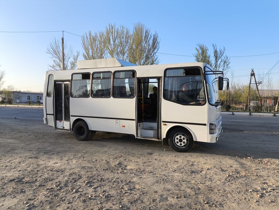 Изузу автобус сотилади