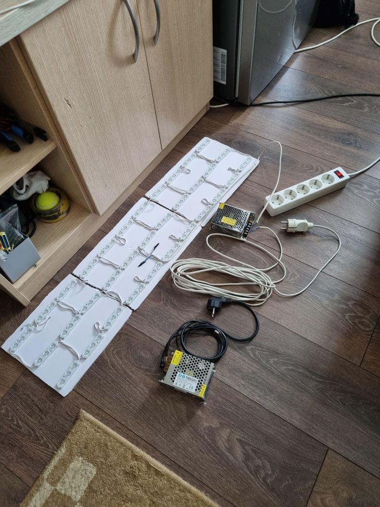 Блок питания 12V 2.1A. и 12V 5A.