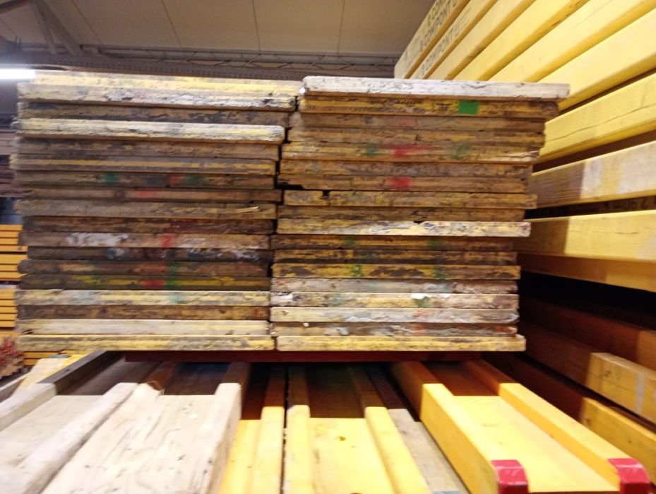 Vând panouri de cofrat  tip Doka ..80 ron metrul patrat.