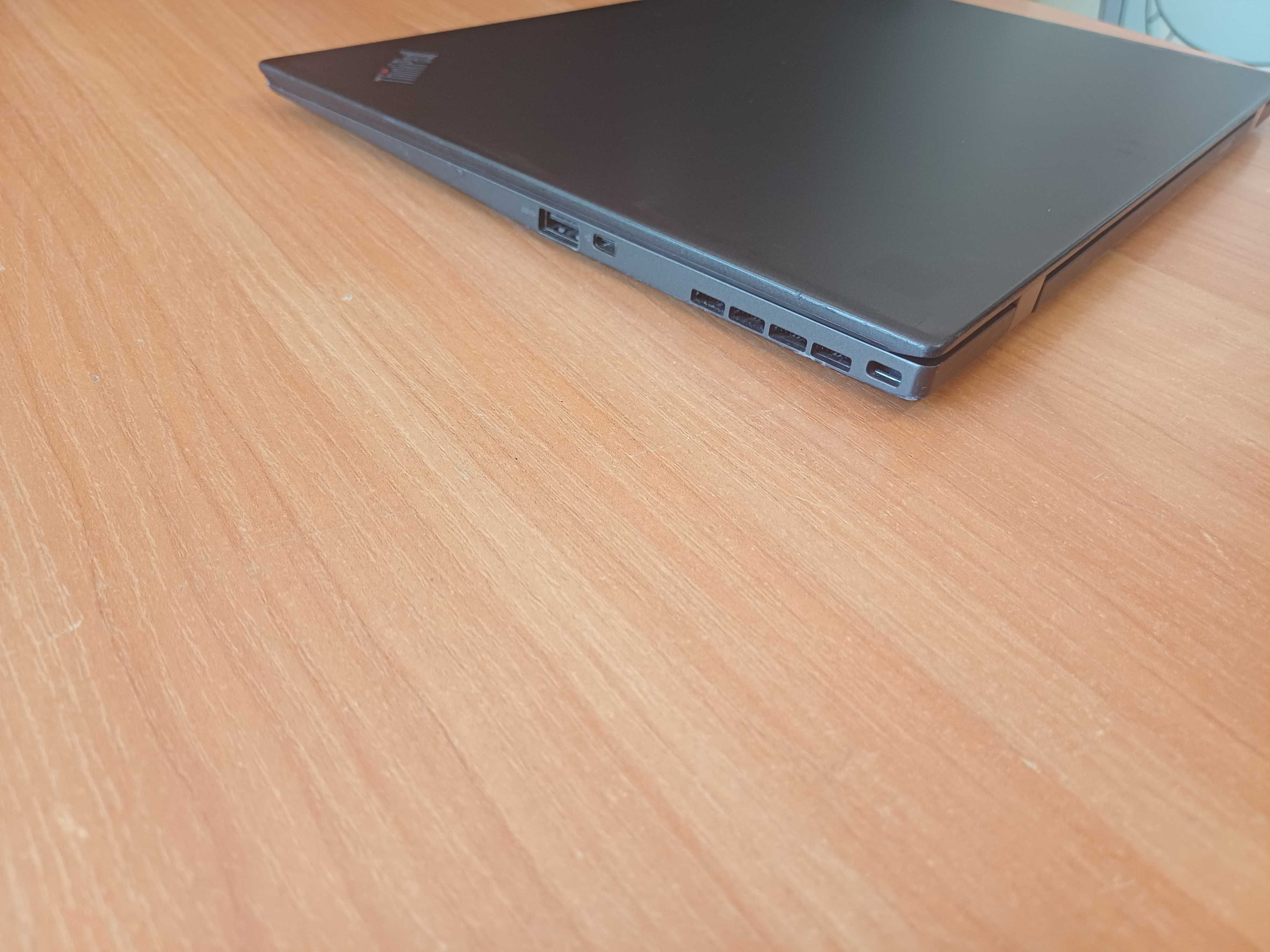 14"FHD IPS X1 CARBON Ultrabook™i7/8GB RAM/ 180GB SSD - 1.18 kg
