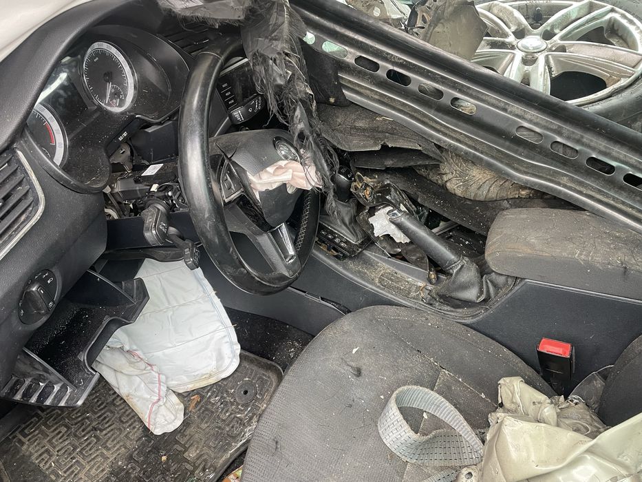 Skoda octavia 2019 4x4 DSG 2.0 TDI Avariat- pentru piese