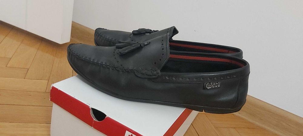 GIANNI кожени мокасини