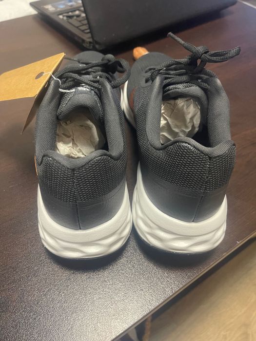 Дамски маратонки Nike