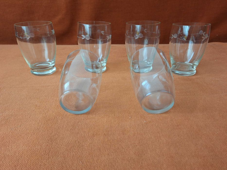 Set de 6 pahare pentru vin / apa, vechi / vintage