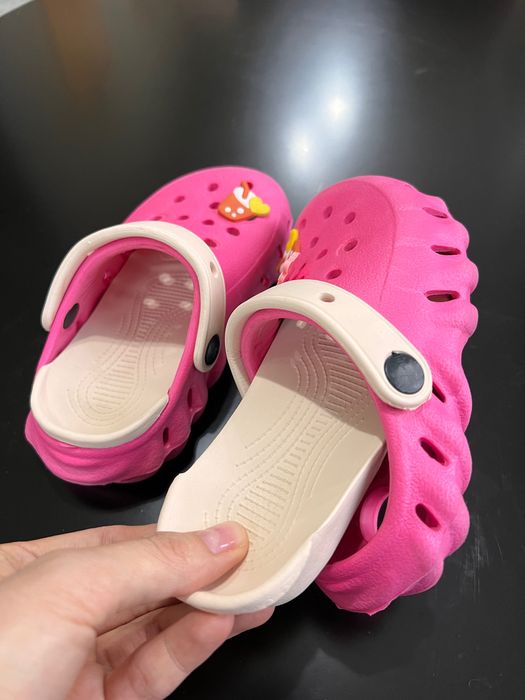 Кроксы 25 размер вьетнамские для девочки. Шлепки, тапочки, сабо