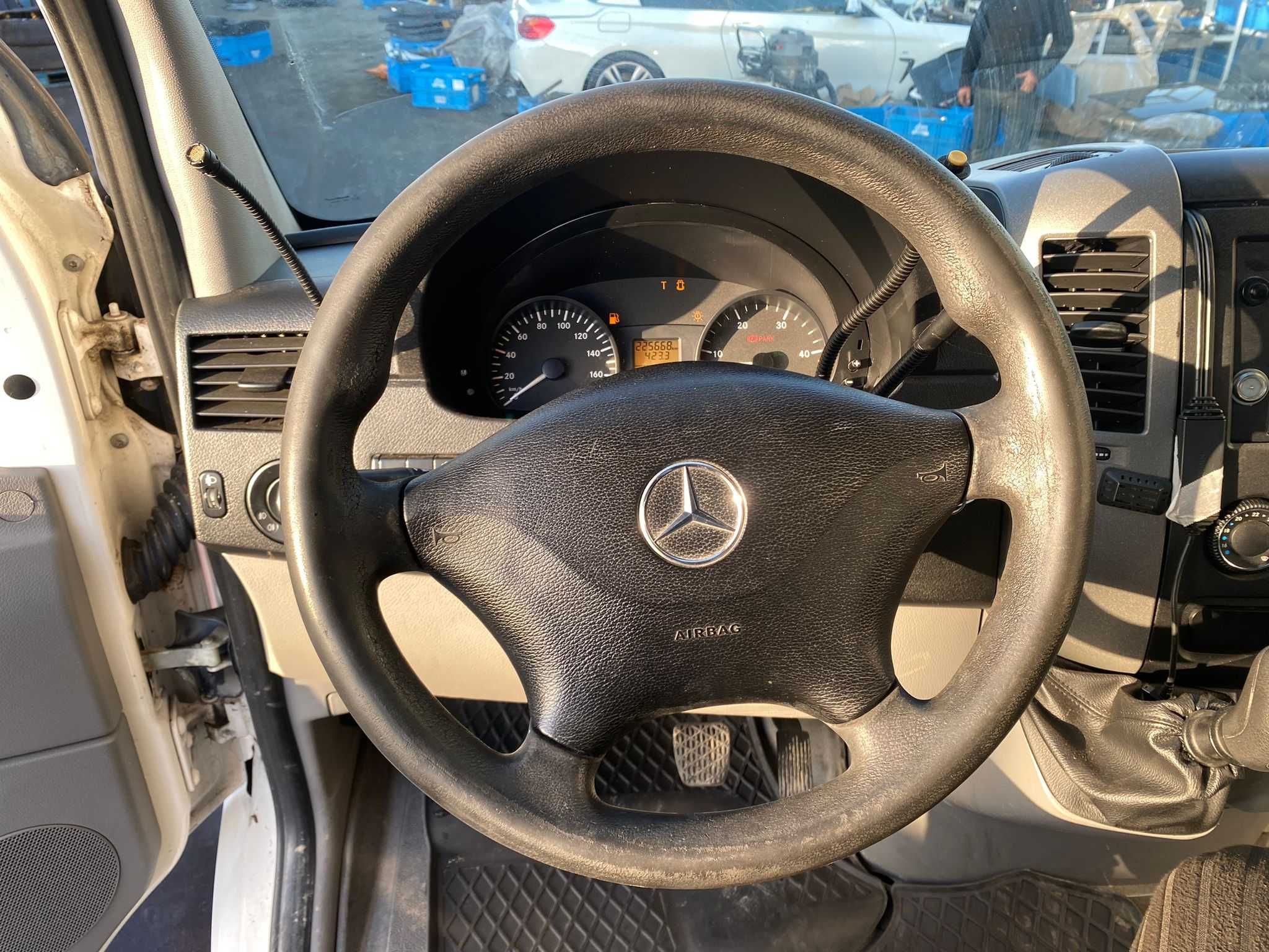 Dezmembrez Mercedes Sprinter 519/518/318 W906 3.0 v6 euro 5 Automat