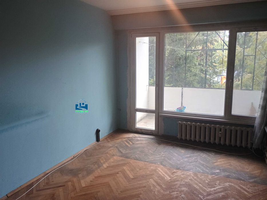 88 кв. м / 3- стаен/Панел/ет. 1-от-8/ТЕЦ/Асансьор/Надежда-1/София