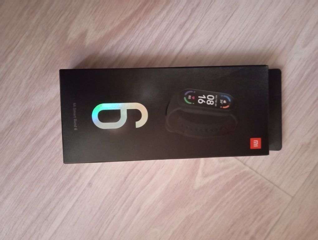 Продам часы Xiaomi Mi Smart Band 6