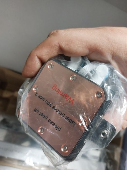 Cooler pe lichid cpu argb,Thermalright Frozen inf 360 white nou!,multi