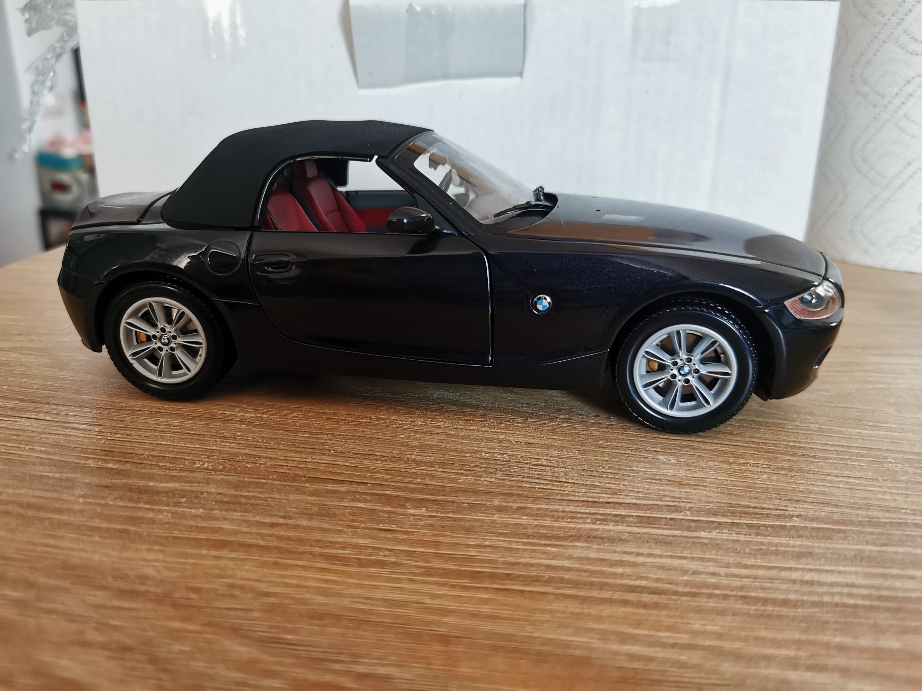 Bmw Z4 Roadster Kyosho 1:18