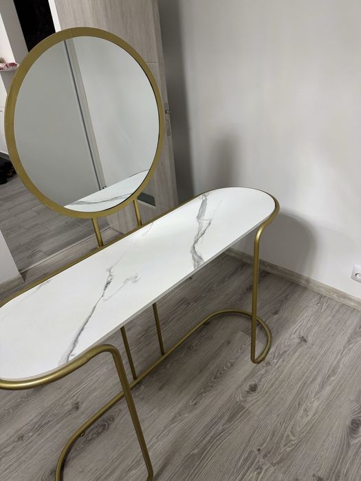 Masuta machiaj deosebita