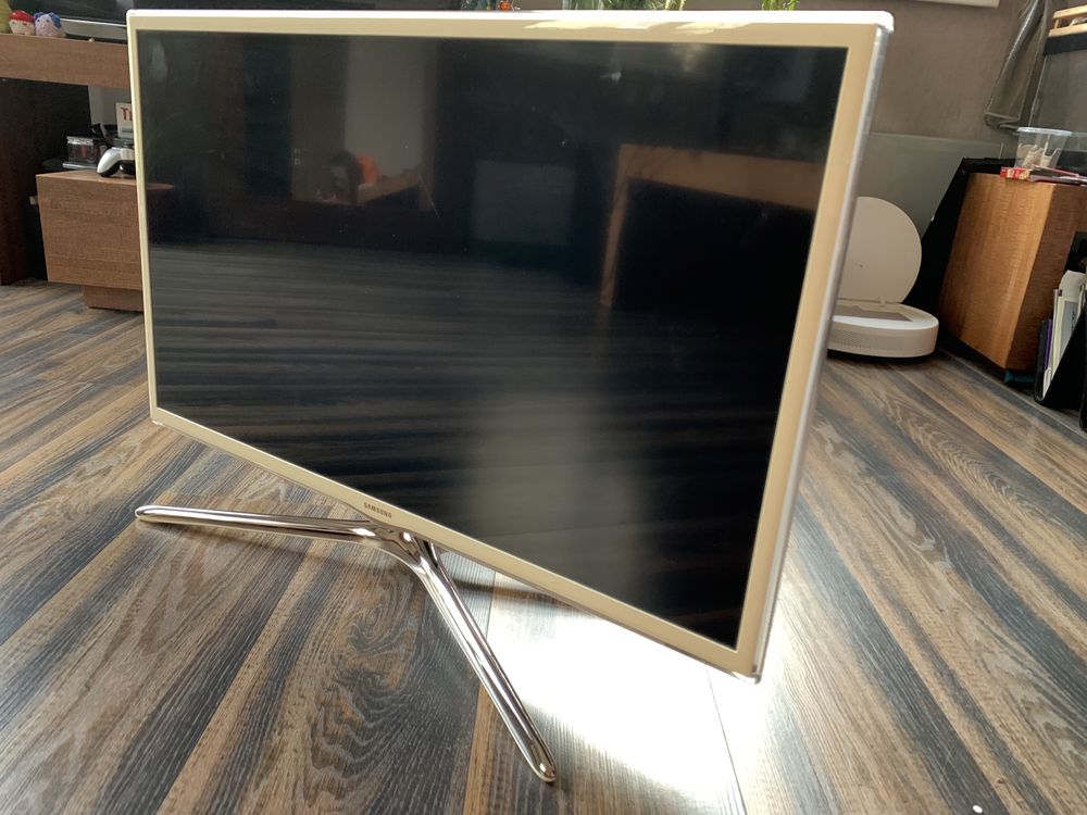 Телевизор Samsung