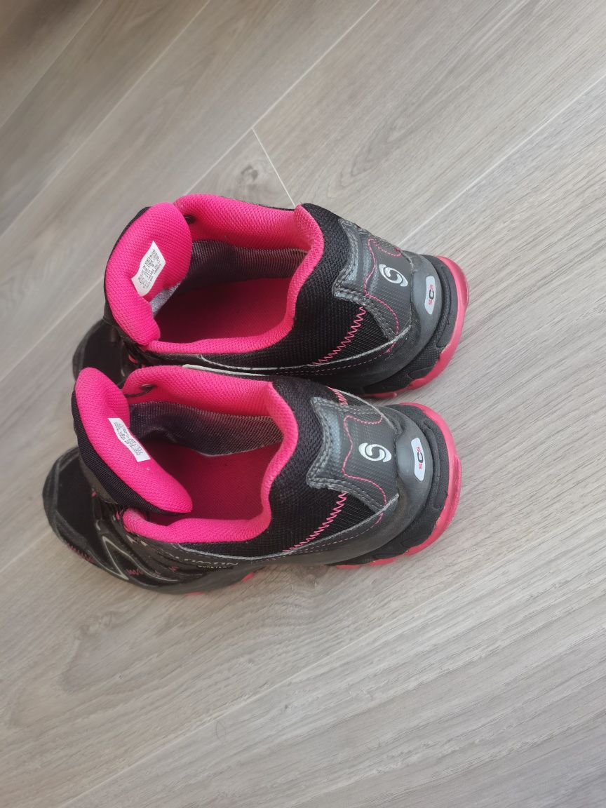 Adidași salomon mărimea 41