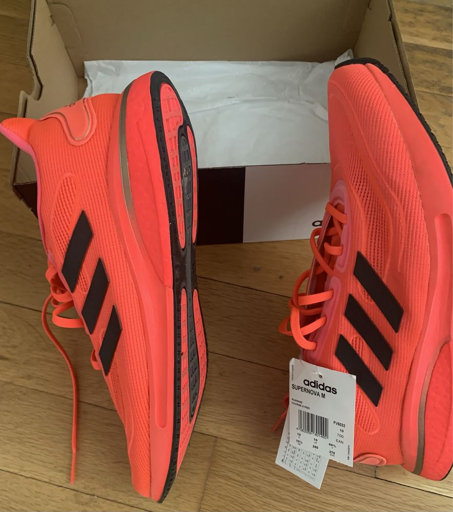 Маратонки Adidas Supernova 44