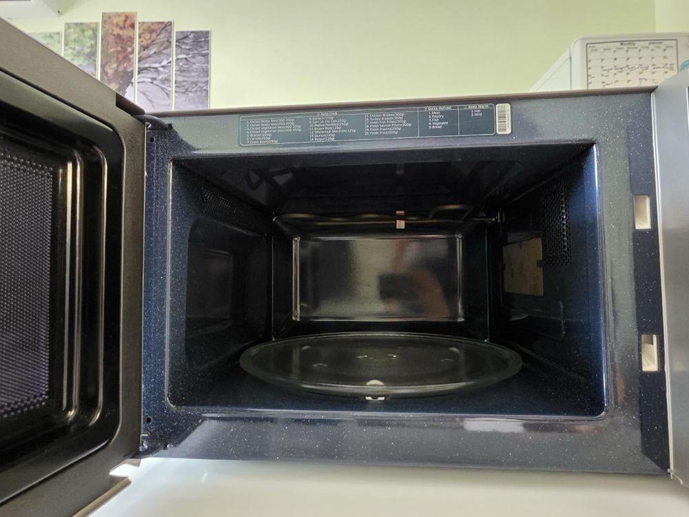 Микровълнова фурна Samsung MG23K3515AS/OL