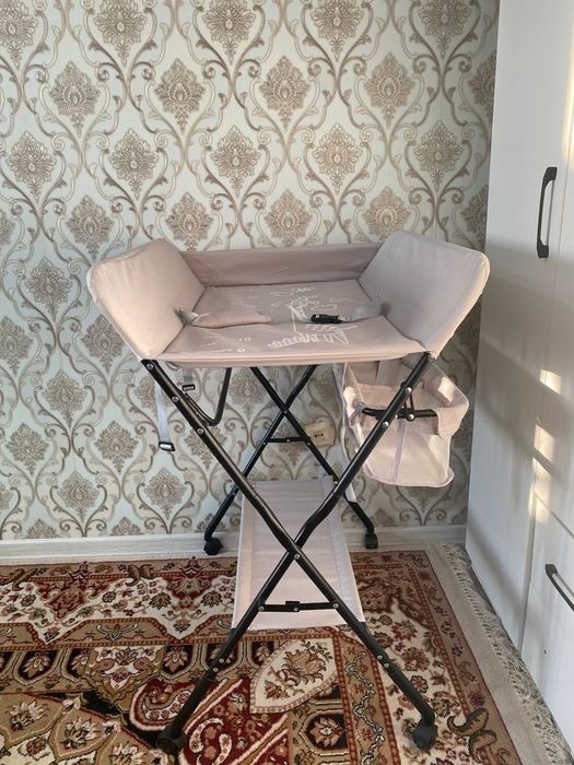 Пеленальный столик