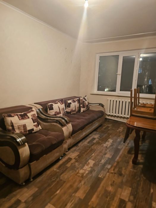 Сдаю каартиру трехкомнатную