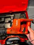 2 x Hilti TE 4-A22 – Rotopercutor profesional 22V + acumulator