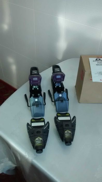 Крепления горнолыжные спортивные SALOMON новые (в упаковке)