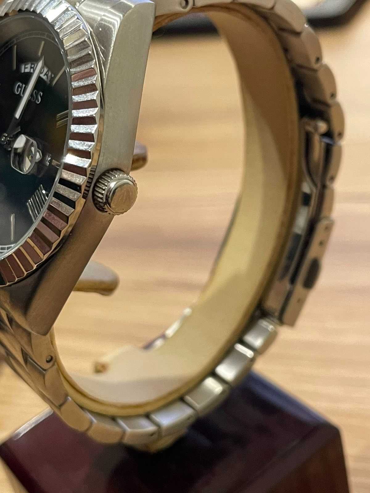 Мъжки часовник GUESS CONNOISSEUR GW0265G1
