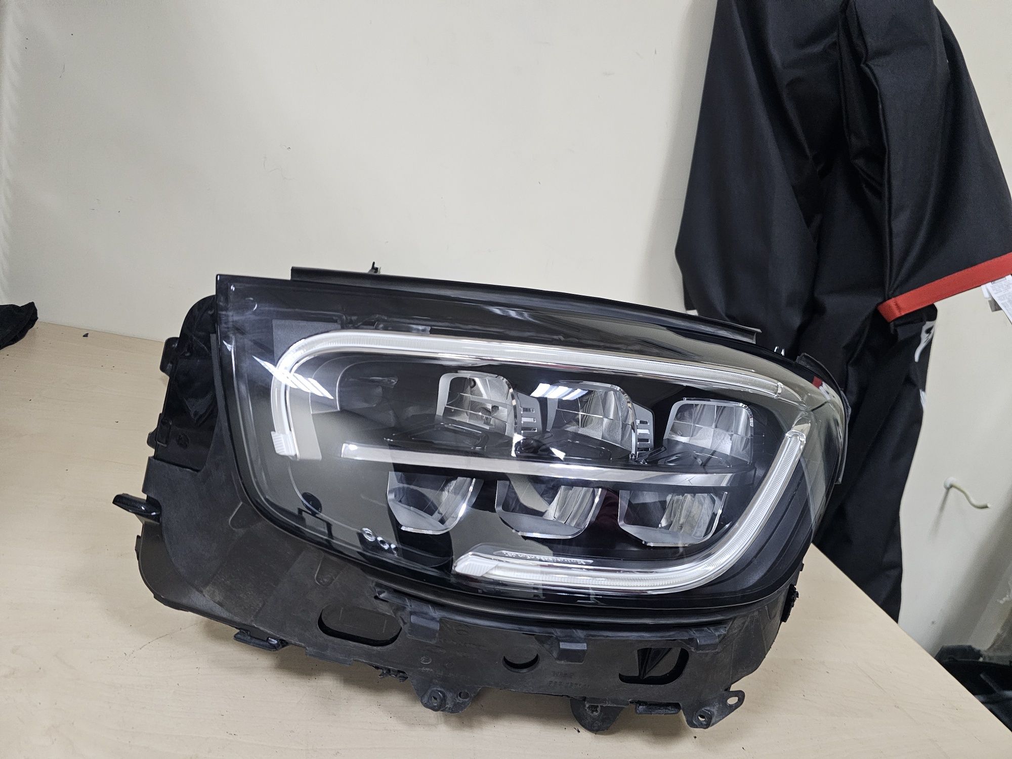 Ляв фар Mercedes GLC W253 LED lqv far мерцедес глц