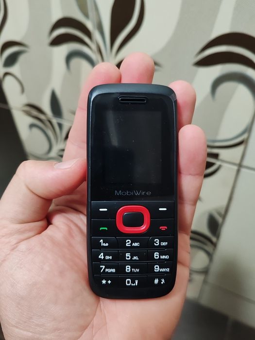 Telefon mobiwire ayasha cu butoane