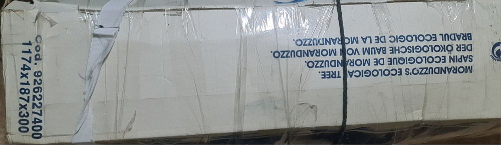 Brad artificial de Crăciun (sărbători)