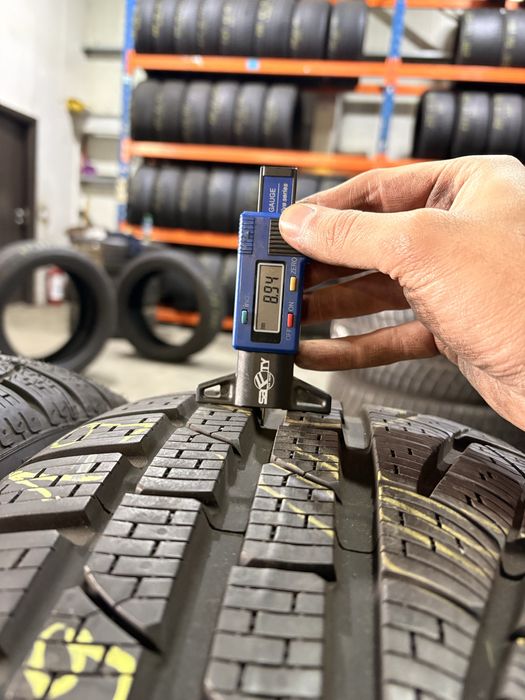 Anvelope iarna 235/50/19 Pirelli Sottozero 2 235 50 19 R 19