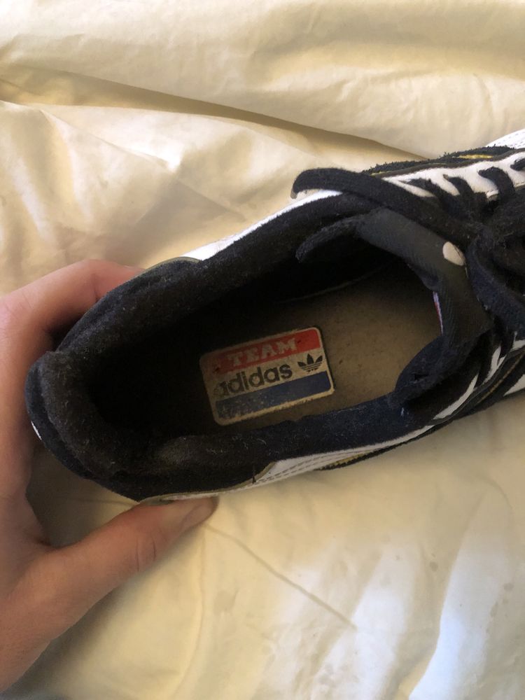 Adidas нови запазени Обувки