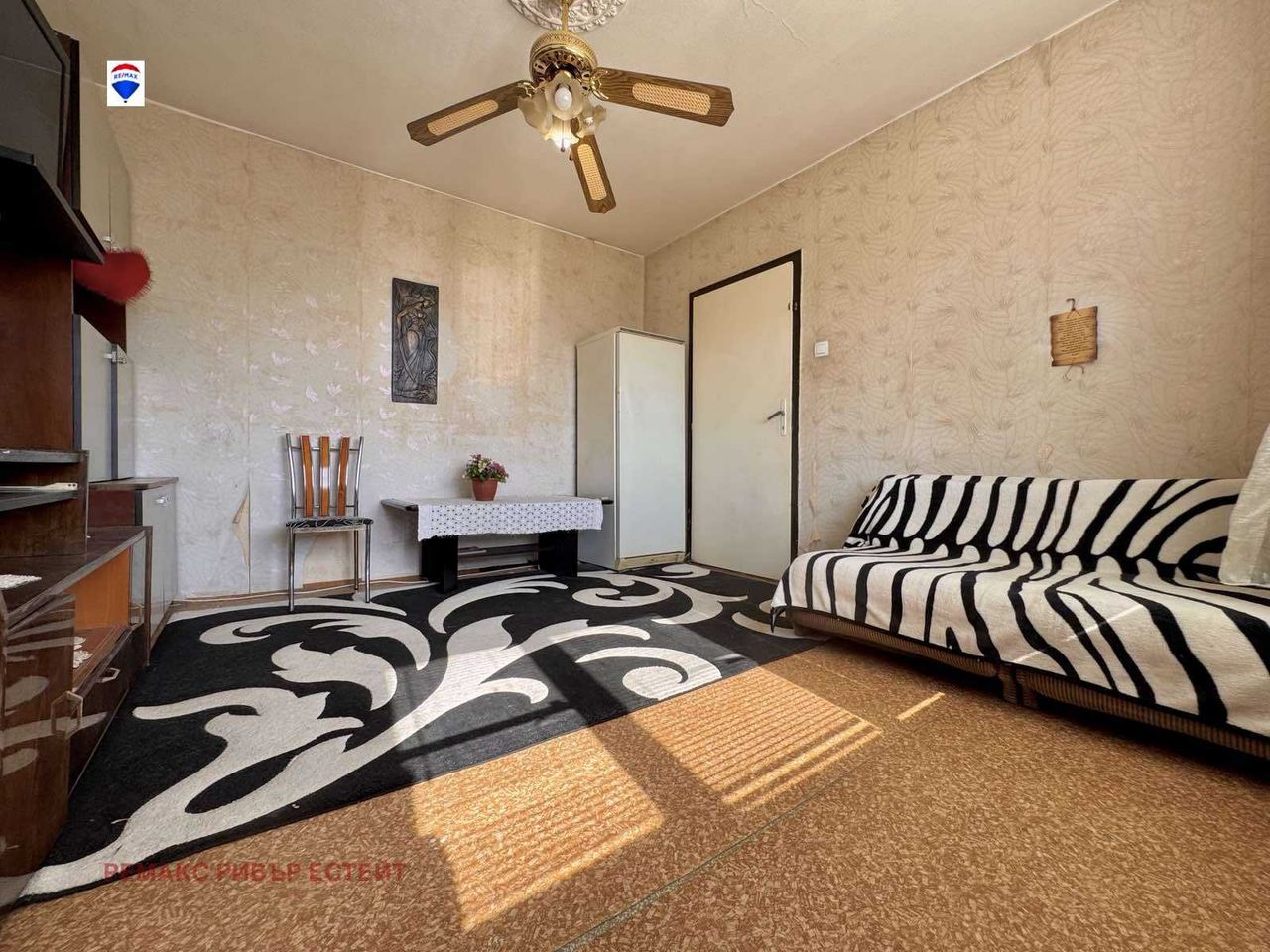 Продава се Двустаен апартамент в Русе, Здравец Изток - 58 кв.м за 1113 €/кв.м - Снимка #8