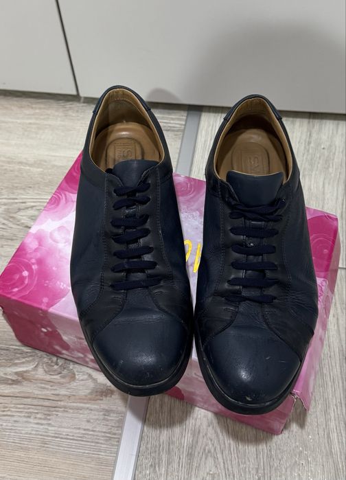 Мужская обувь в хорошем состоянии