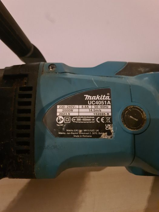 Drujba electrica cu fir Makita