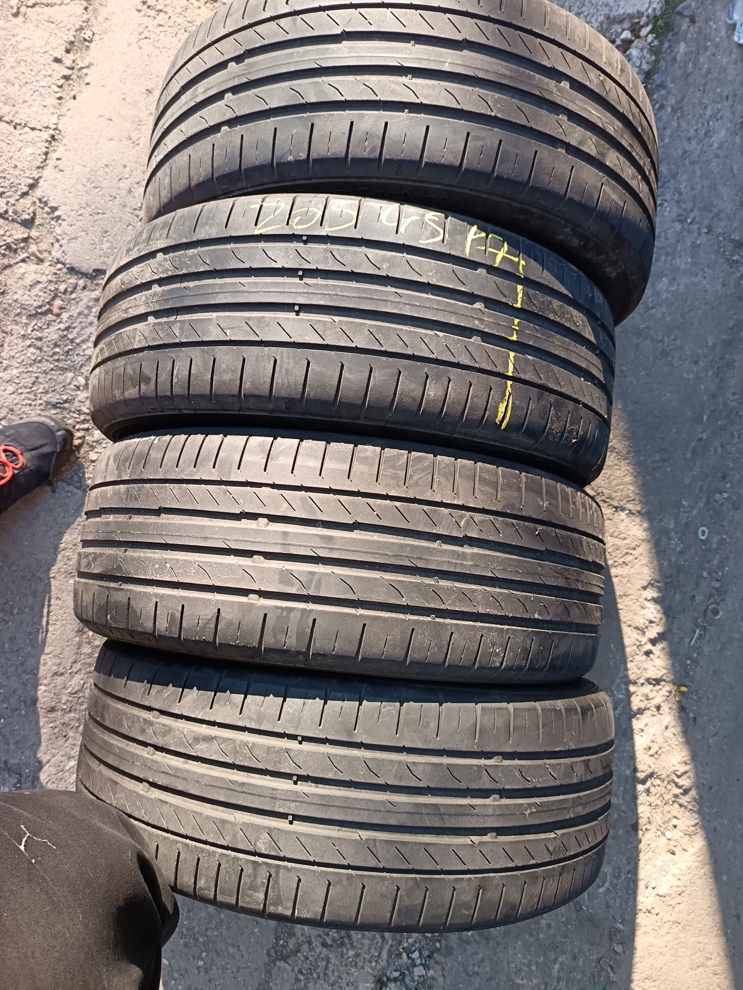 Anvelopele vara 205 45 17 continental 2017