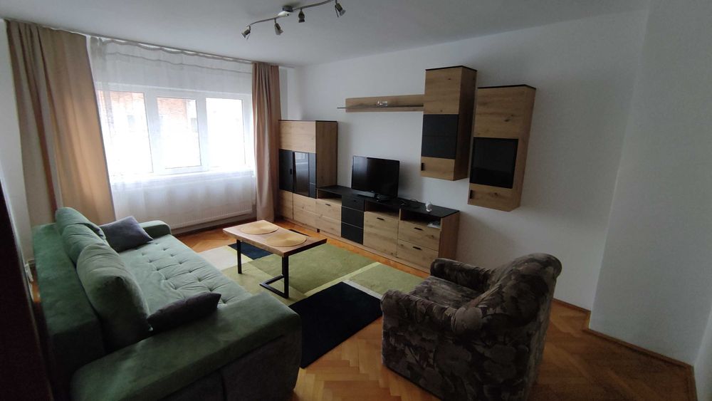 Inchiriez Apartament cu 3 camere pe termen lung