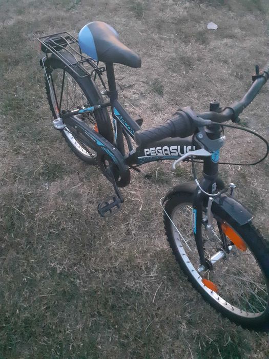 Vand bicicleta de copii